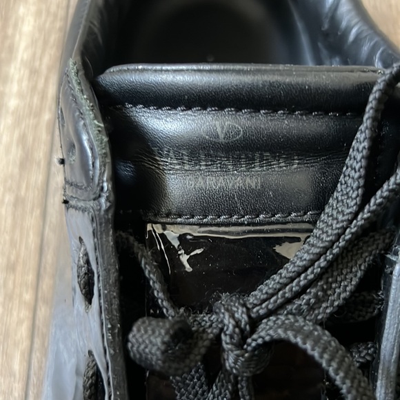 Valentino Garavani Snaeakers - Picture 6 of 15